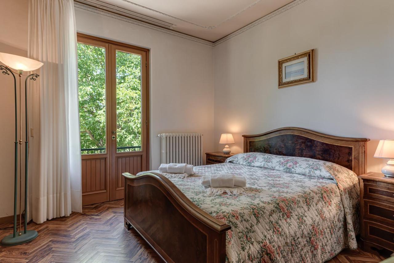 Gigli Di Firenze Villa Rufina Buitenkant foto