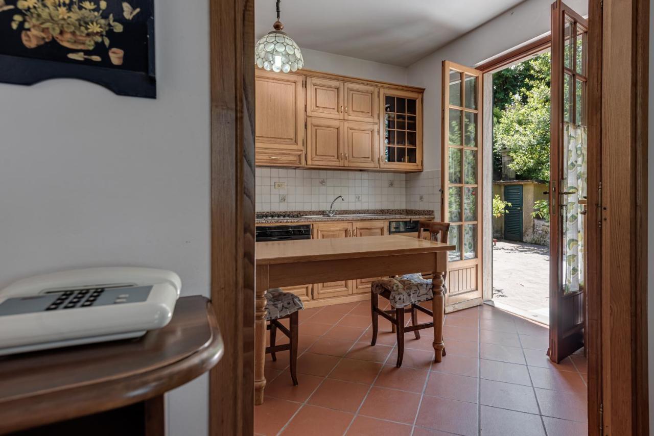 Gigli Di Firenze Villa Rufina Buitenkant foto