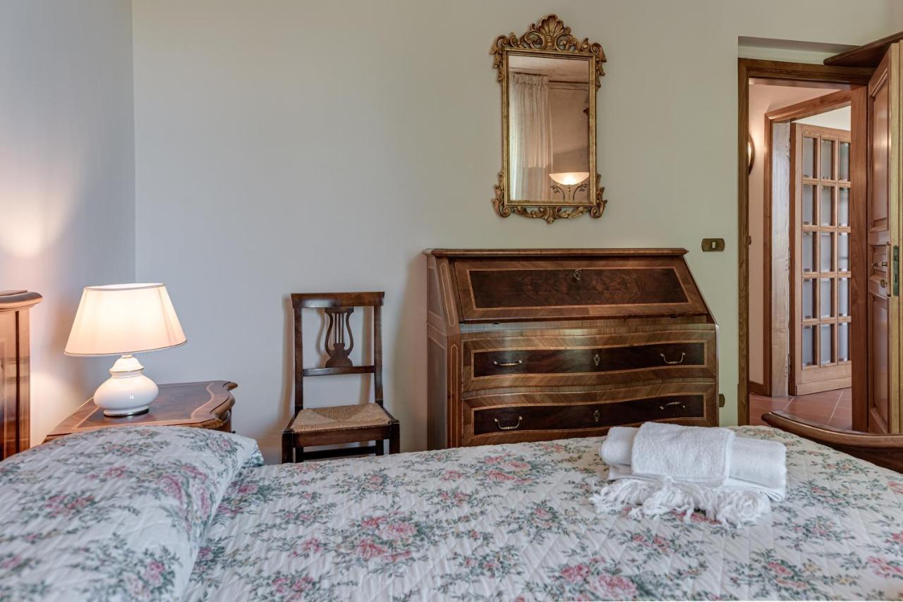 Gigli Di Firenze Villa Rufina Buitenkant foto