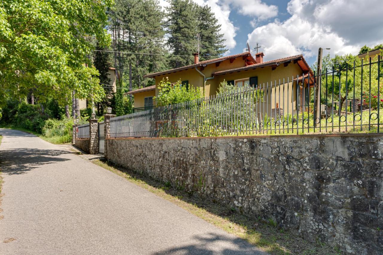 Gigli Di Firenze Villa Rufina Buitenkant foto