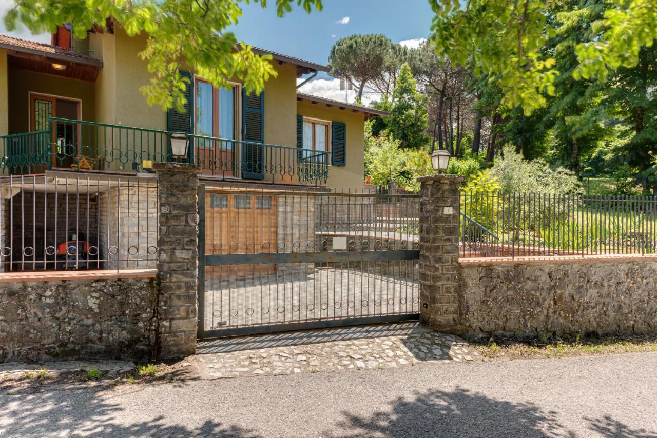 Gigli Di Firenze Villa Rufina Buitenkant foto